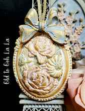 Load image into Gallery viewer, 2025 Iron Orchid Trimmings 4 Mould 6x10