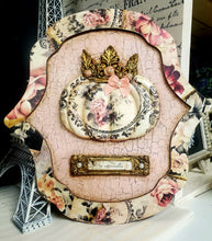 Load image into Gallery viewer, AUTUMN COTTAGE IOD
MOULD 6X10 2024 HOLIDAY
