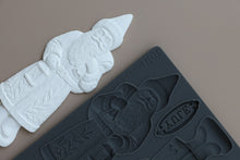 Load image into Gallery viewer, Belsnickle 6x10 IOD Mould