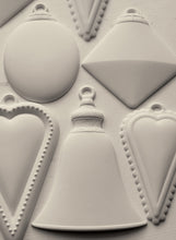 Load image into Gallery viewer, 2025 Winter Holiday Collection Iron Orchid Winter Bibelots 2 6x10 Mould