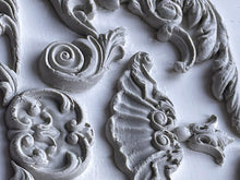 Load image into Gallery viewer, SUMMER COLLECTION- DAINTY FLORISHES MOULD 6x10
