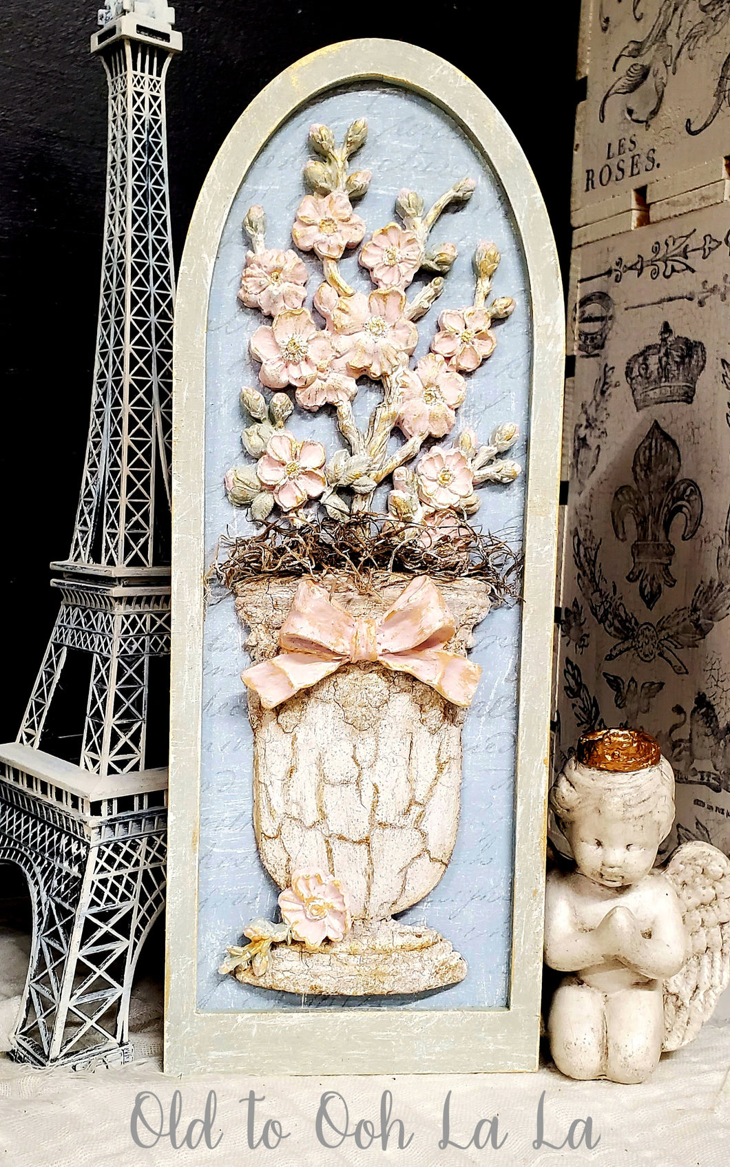 Crackled Urn w/ Spring Blossoms 🌸