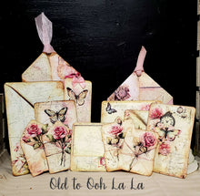 Load image into Gallery viewer, Roses &amp; Butterflies Pocket Tags (2)