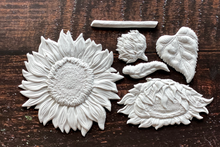 Load image into Gallery viewer, SUNFLOWER 6x10 DECOR MOULD